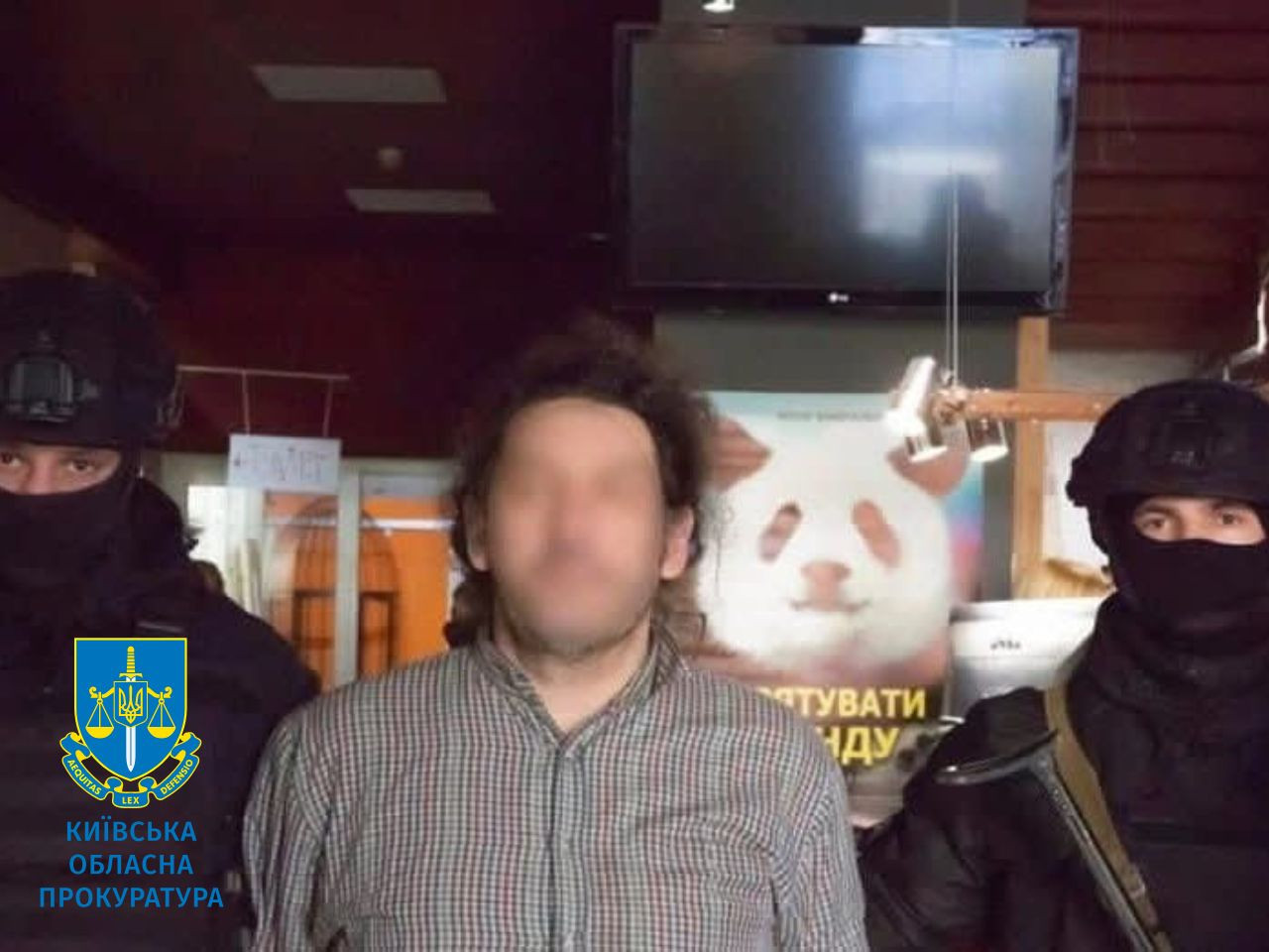 До 12 років 10 місяців ув’язнення засуджено відомого фотографа за зґвалтування та розбещення неповнолітніх дівчат