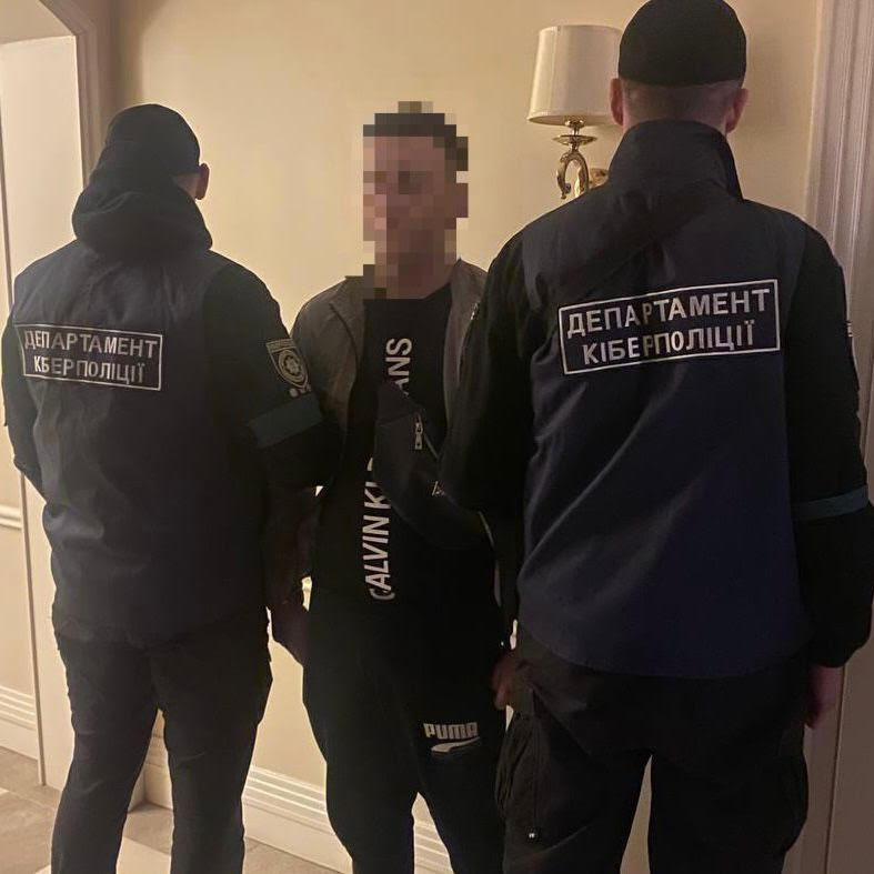 Шахрайство з евакуаційним перевезенням - мешканцю Ворзеля повідомлено про підозру