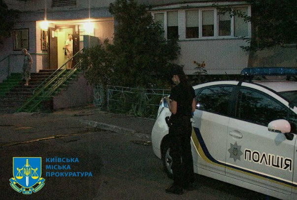 До 15 років в’язниці засуджено одного з нападників, які на Оболоні у під’їзді будинку стріляли у священника