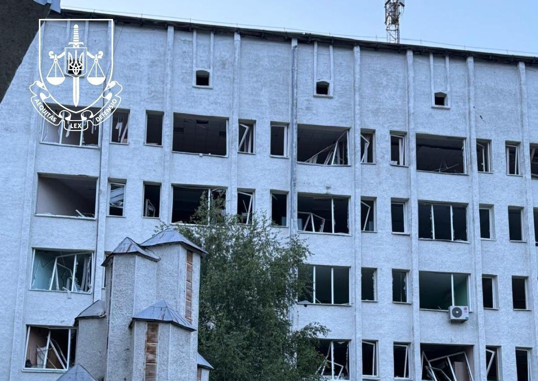 Ворог обстріляв цивільну інфраструктуру обласного центру та однієї з громад Івано-Франківщини – розпочато розслідування