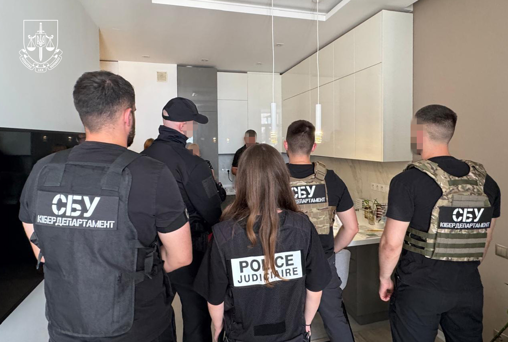 Ukrainian law enforcement officers, together with French colleagues and Europol, stopped the work of the Transnational Hacker Forum