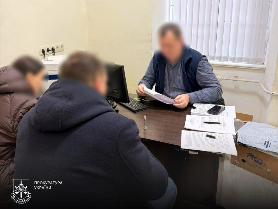 Розкрадання 10 млн грн при закупівлі генераторів для війська – підозрюють трьох осіб