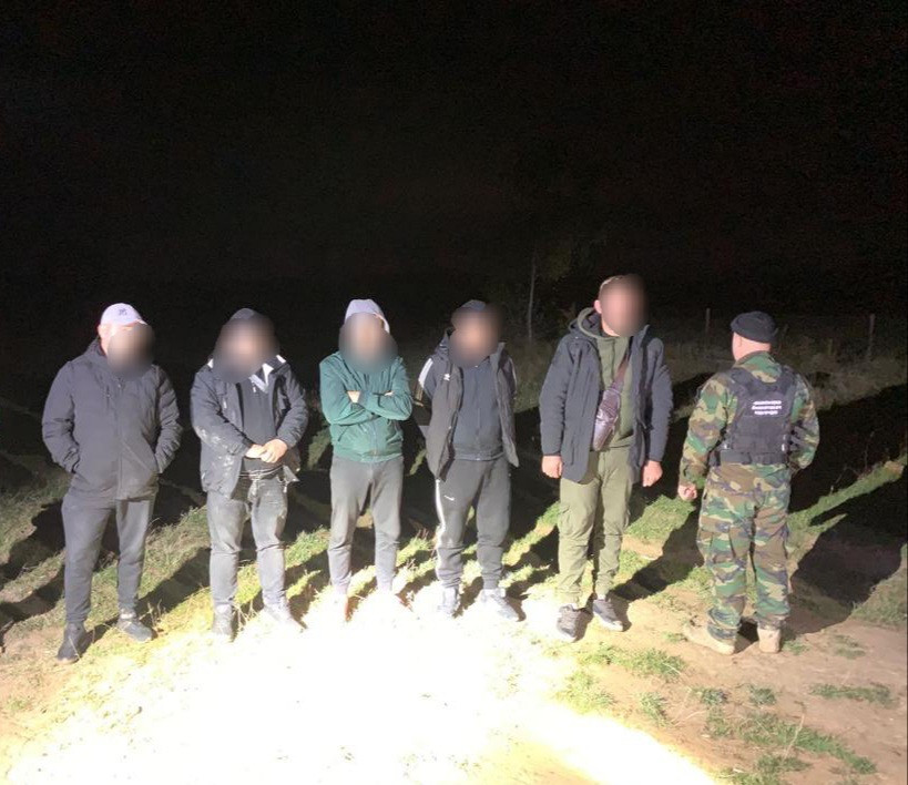 Налагодив схему переправлення військовозобов’язаних до країн ЄС – буковинцю повідомлено про підозру
